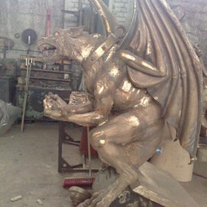 Бронзовая скульптура: Гаргули Бронзовая скульптура: Гаргули