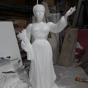 Скульптура из пенопласта и стеклопластика: Трон Скульптура из пенопласта и стеклопластика: Трон