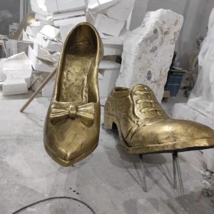 Скульптура из пенопласта: Туфли Скульптура из пенопласта: Туфли