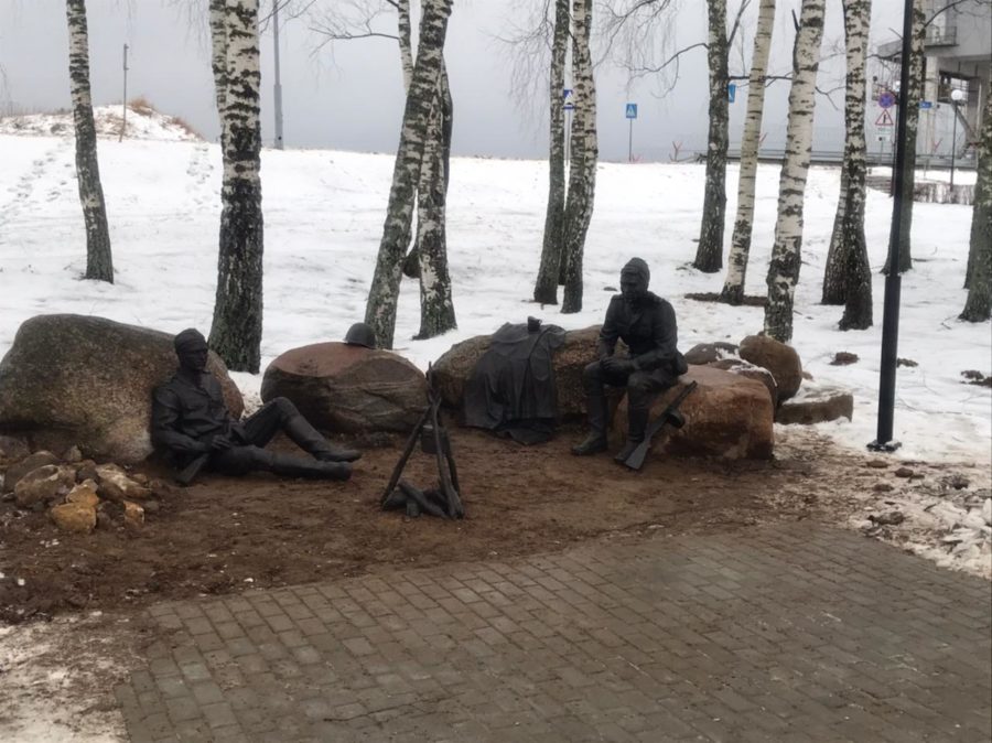 Скульптура: Памятник "Воинам Освободителям"
