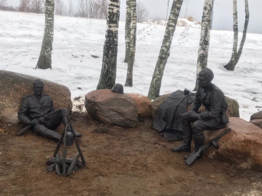 Скульптура: Памятник "Воинам Освободителям"