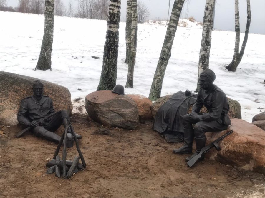 Скульптура: Памятник "Воинам Освободителям"