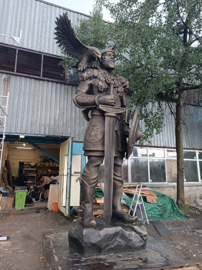 Скульптура: Русский богатырь Вольга (Волх)