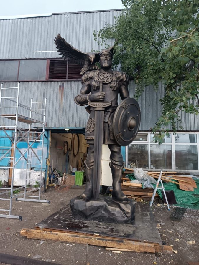 Скульптура: Русский богатырь Вольга (Волх)