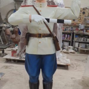 Скульптура: Милиционер Скульптура: Милиционер