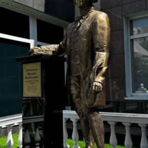 Скульптура: Михаил Ломоносов Скульптура: Михаил Ломоносов
